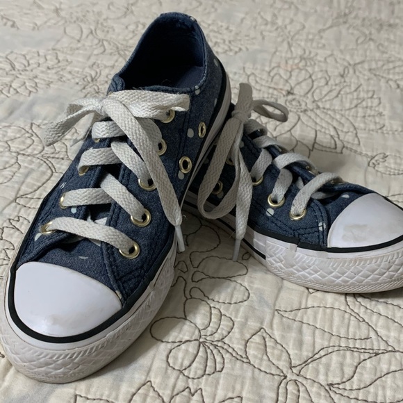 girls converse tennis shoes